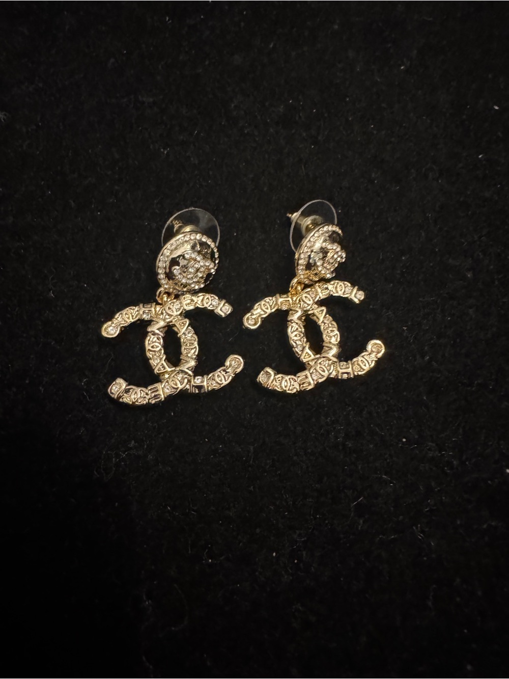CHANEL Gold-Tone Interlocking CC Crystal Drop Earrings